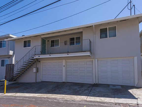 2nd image of 421 Tamarack Ln