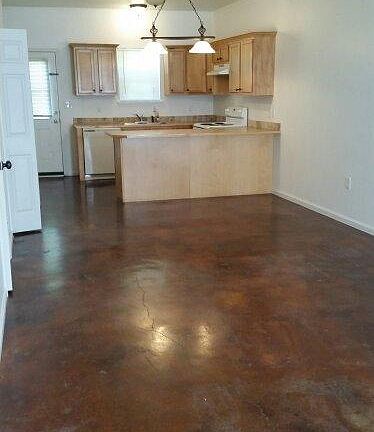 2nd image of 2021 Southwood Dr APT D