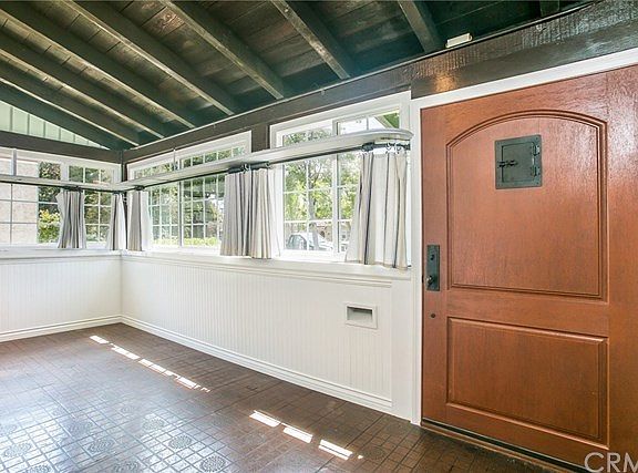 3rd image of 333 Madison Ave