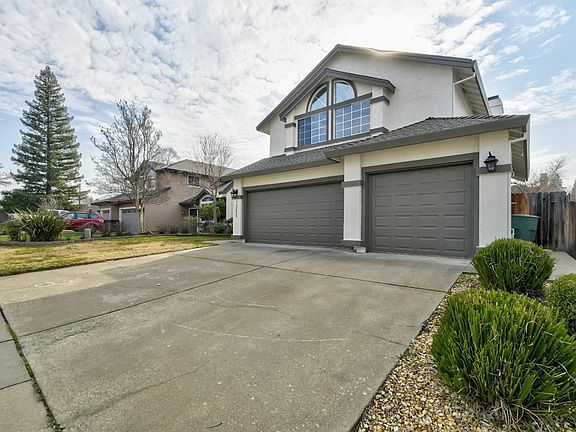 2nd image of 1355 Harrison Dr