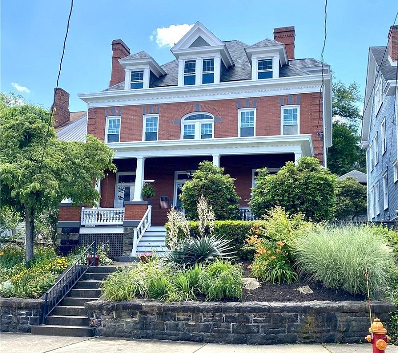 1st image of 146 Westminster Ave