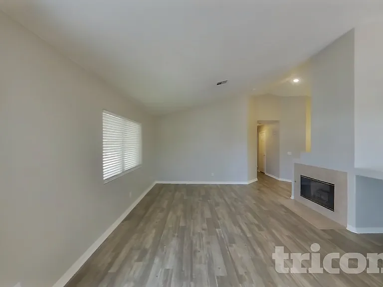 2636 Lake Martin Ct — Photo 2