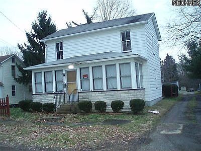 1st image of 340 Waddell St