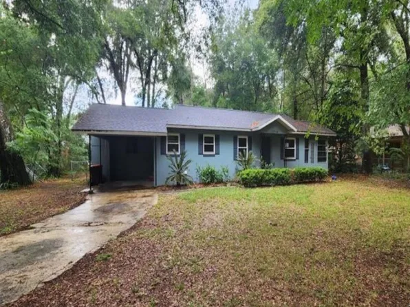 12046 SE 135th Ave, Ocklawaha, FL 32179