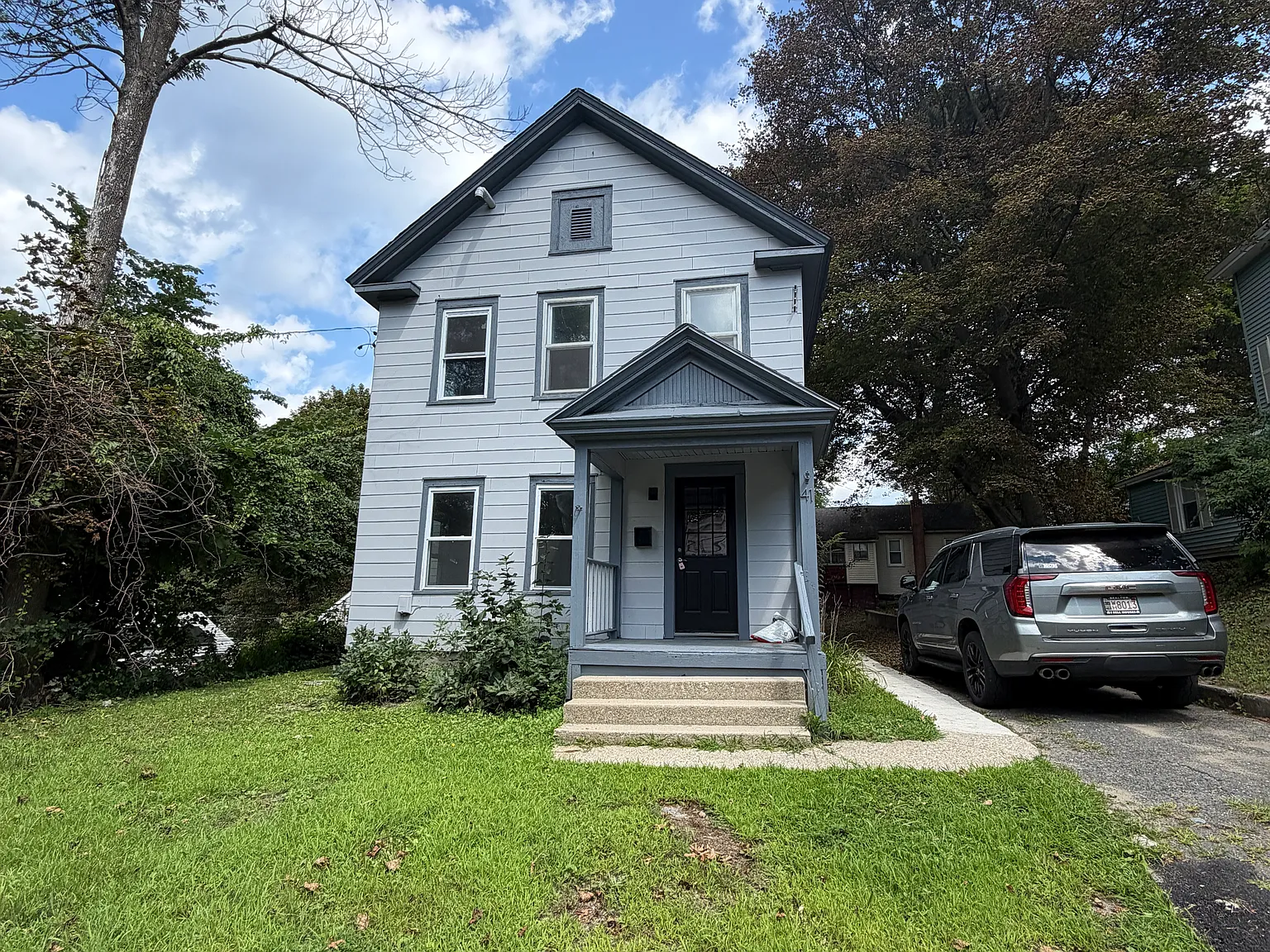 4 bed, 2172 sqft, $2,250 — Photo 2