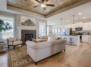 27002 E Olive Dr, Lake Lotawana, MO 64086