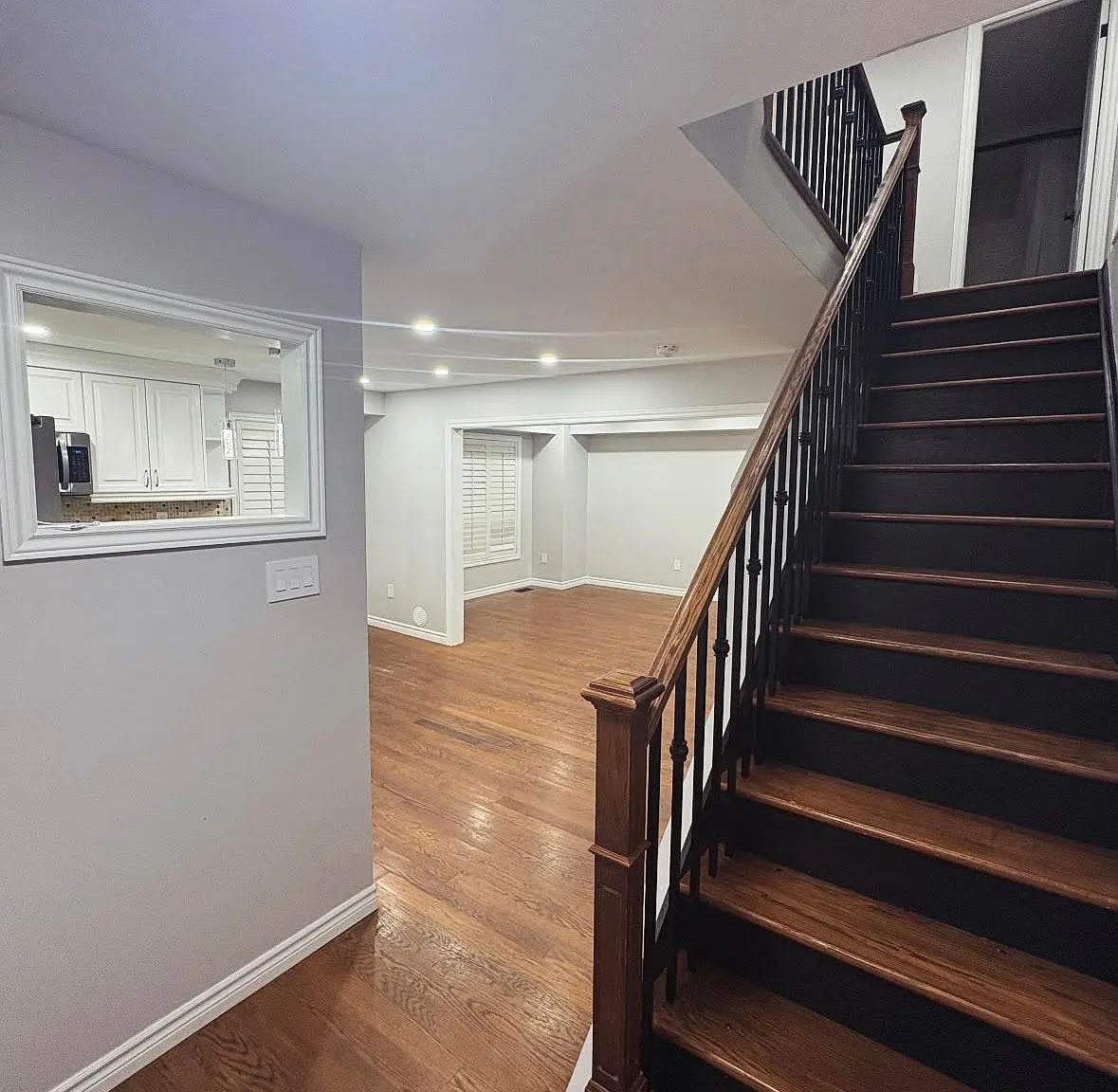 3 bed, $2,550 — Photo 2
