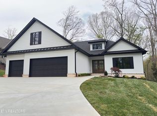 301 Seminole Trce, Loudon, TN 37774
