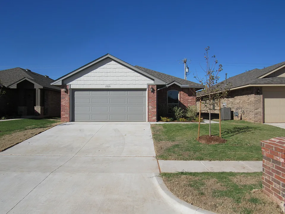 2321 NW 199th St