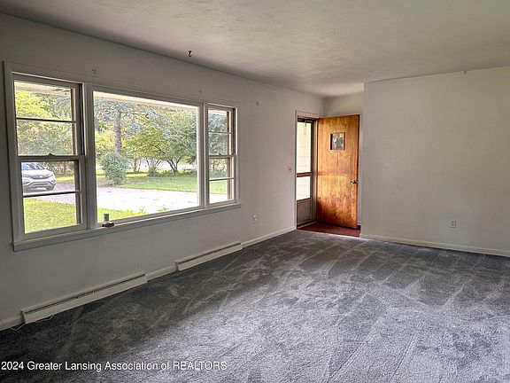 5th image of 1661 Boulevard Dr