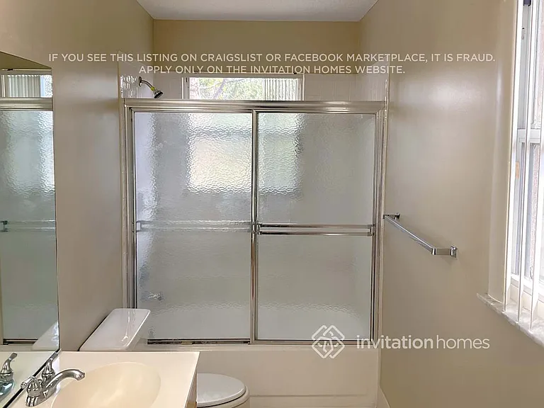 6020 NW 67th Ct — Photo 13