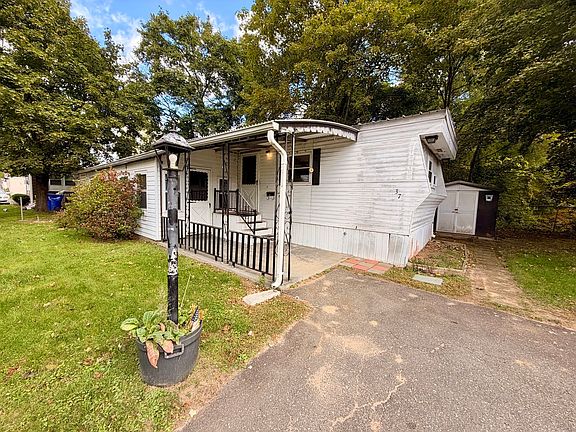 2nd image of 37 Pioneer Way #37