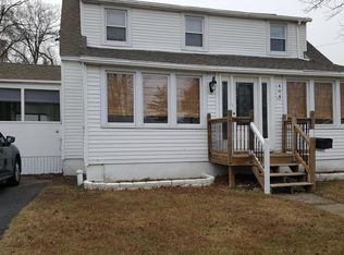 404 Oak St, Edgewood, MD 21040