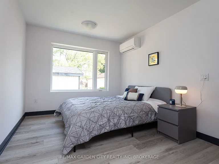 670 Upper Wellington St #MAIN — Photo 5