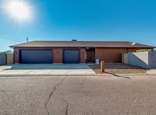 3328 E Greenway Ln, Phoenix, AZ 85032