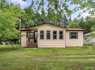 505 Meadowbrook Ln, Marquette, MI 49855