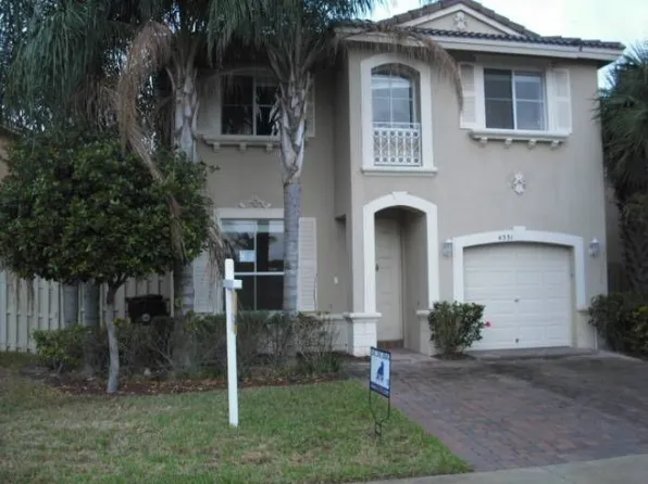 4331 Lake Tahoe Cir, West Palm Beach, FL 33409