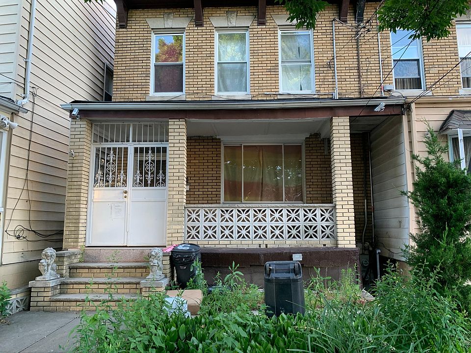 1st image of 8911 91st Ave #1