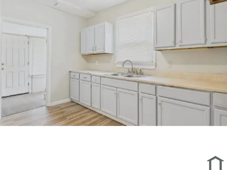 14501 Jenne Ave — Photo 3