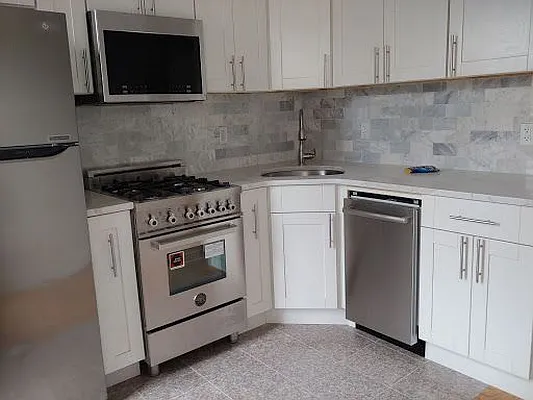 Rented by Brick Real Estate | media 23