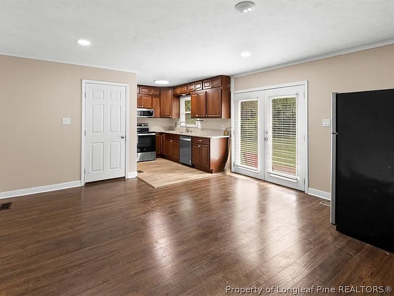 6604 Vaughn Rd — Photo 7