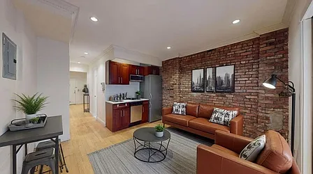 610 East Ninth Street, #10