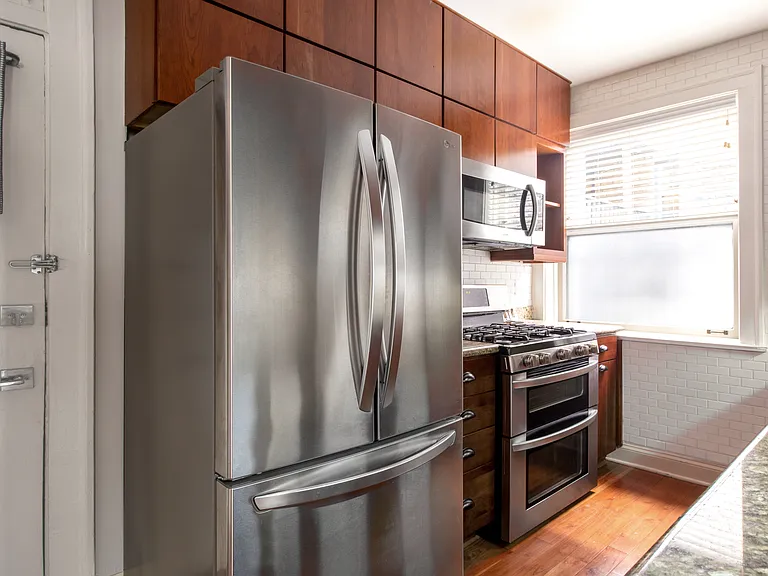 732 Hinman Ave #1E — Photo 8