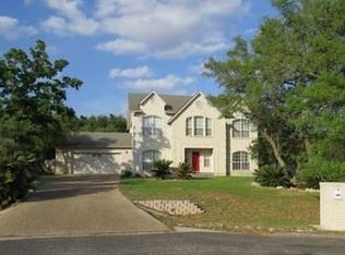 26006 Quiet Dr, San Antonio, TX 78260