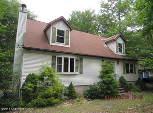 3137 Lewis Crown Dr, Tobyhanna, PA 18466