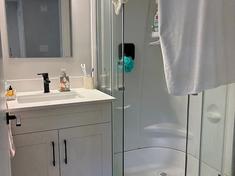 400 Scenic Dr #2 — Photo 14