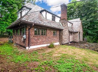 1203 Post Rd, Scarsdale, NY 10583