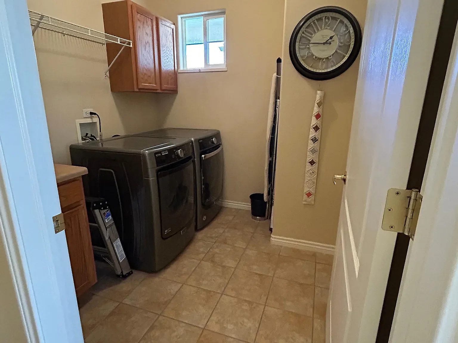 3 bed, 1486 sqft, $2,350 — Photo 1