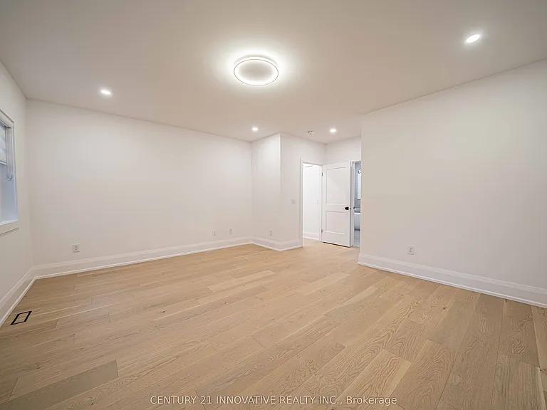 58 Carsbrooke Rd — Photo 24