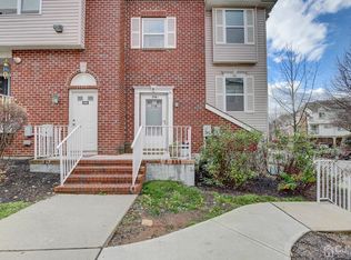 558 Great Beds Ct #558, Perth Amboy, NJ 08861
