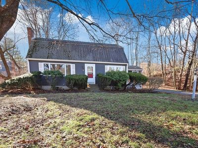 8 Autumn Ln, Westwood, MA, 02081