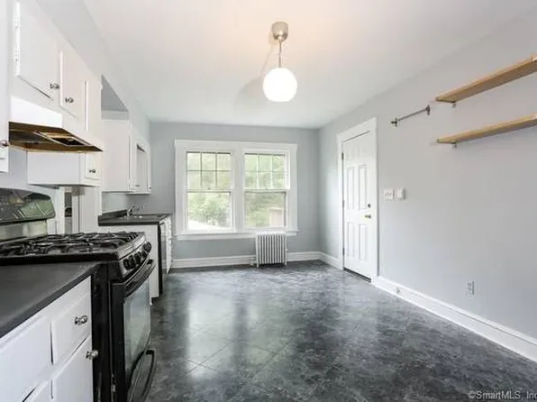 49 Westwood Rd #2, New Haven, CT 06515