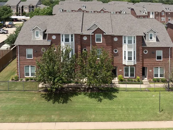 305 Holleman Dr E APT 103, College Station, TX 77840