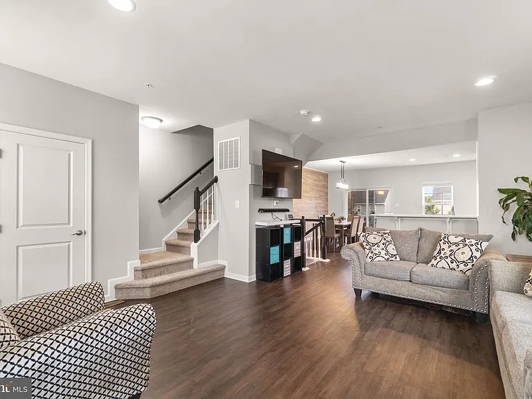 5758 Barts Way — Photo 21