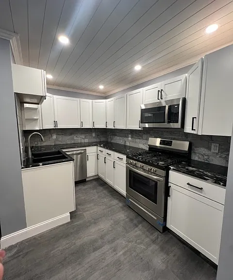 1924 E Genesee St #2 — Photo 12