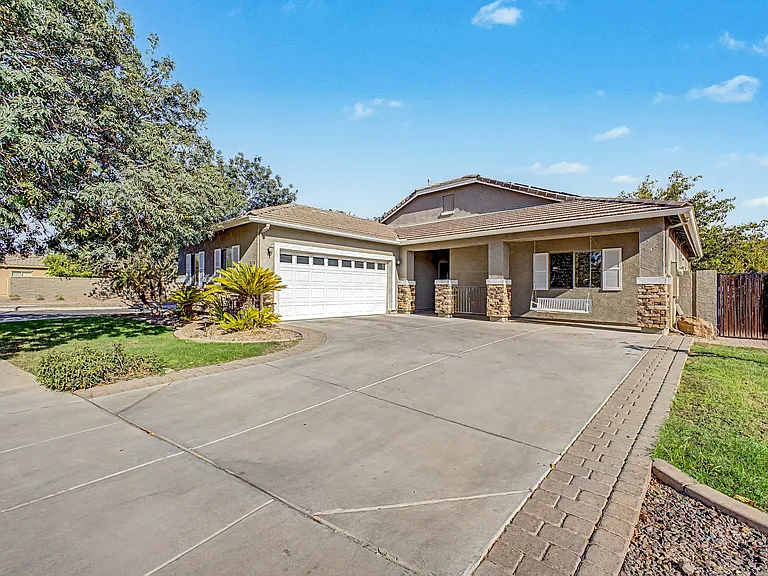 4203 E Los Altos Rd — Photo 4