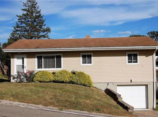 135 Karen Pl, Wintersville, OH 43953