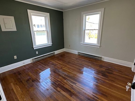2nd image of 32-34 Clinton Ave #B