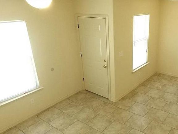 5th image of 184 Dixon Pl #A & B