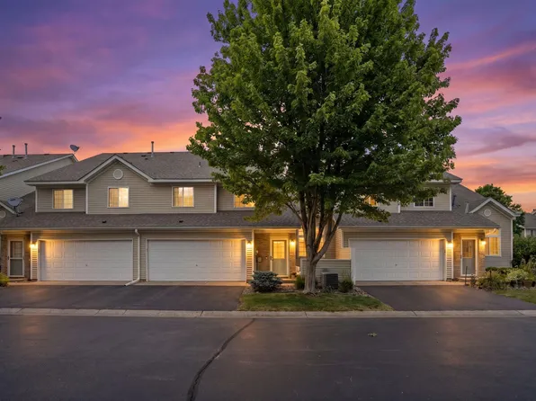 8854 Spring Ln, Woodbury, MN 55125