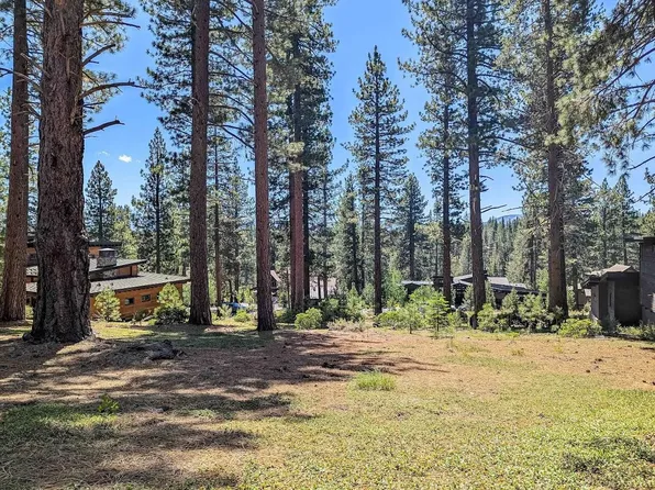 11360 Ghirard Rd, Truckee, CA 96161