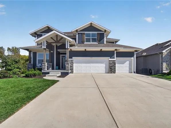 17219 S Allman Rd, Olathe, KS 66062