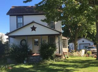 1032 E Airport Rd, Muskegon, MI