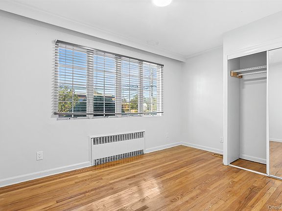 2nd image of 336 Scranton Avenue