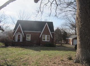 3001 Droste Rd, Saint Charles, MO 63301