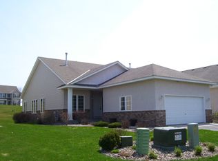 17676 Glasgow Way, Lakeville, MN 55044